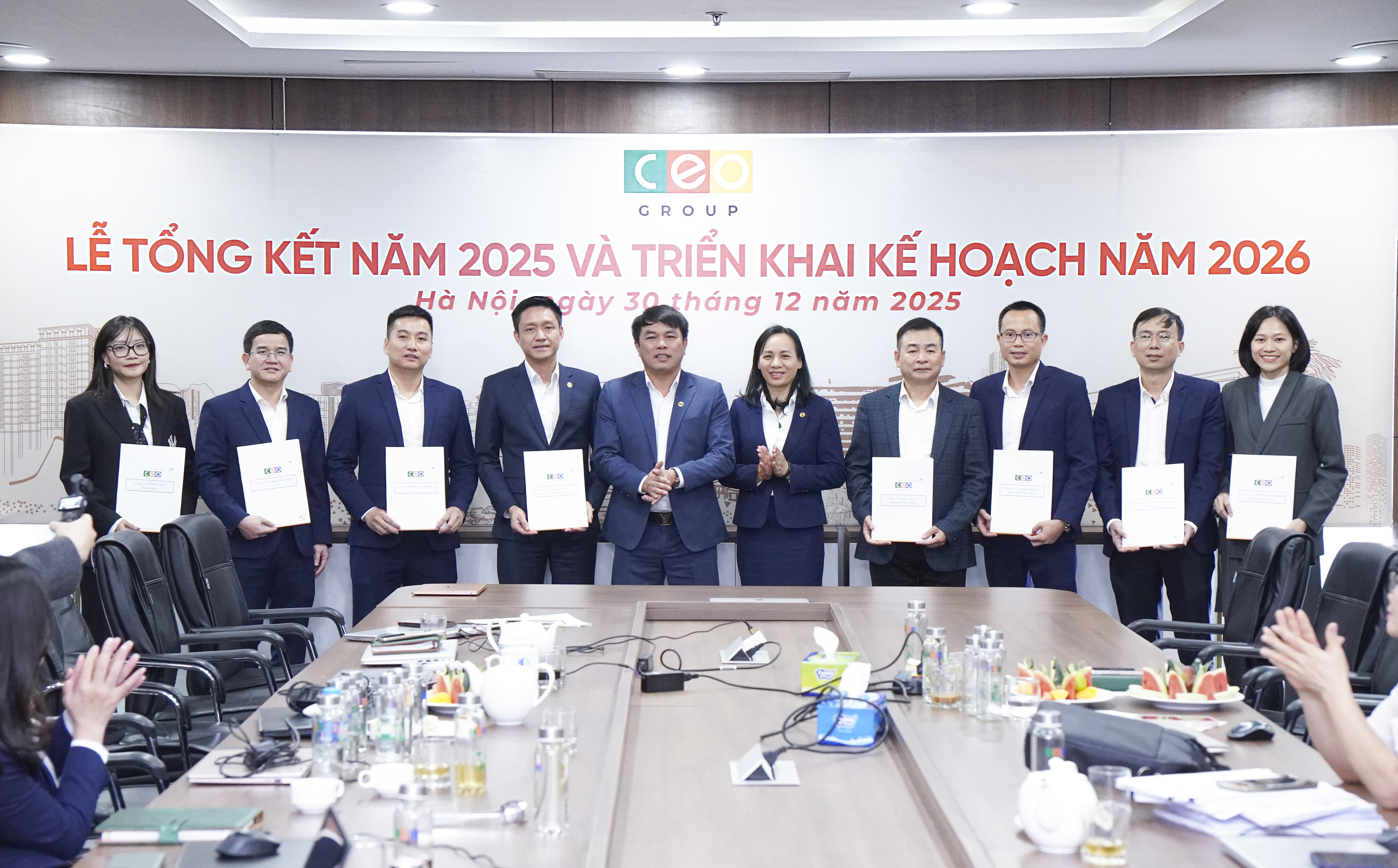 TẬP ĐOÀN CEO TỔNG KẾT NĂM 2025 & TRIỂN KHAI KẾ HOẠCH NĂM 2026 - Tập đoàn CEO